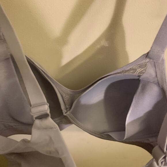 Breezies Floral Leaf Overlay Contour Wirefree Bra Cloudless Blue Sz 40C A391264 - Picture 12 of 13